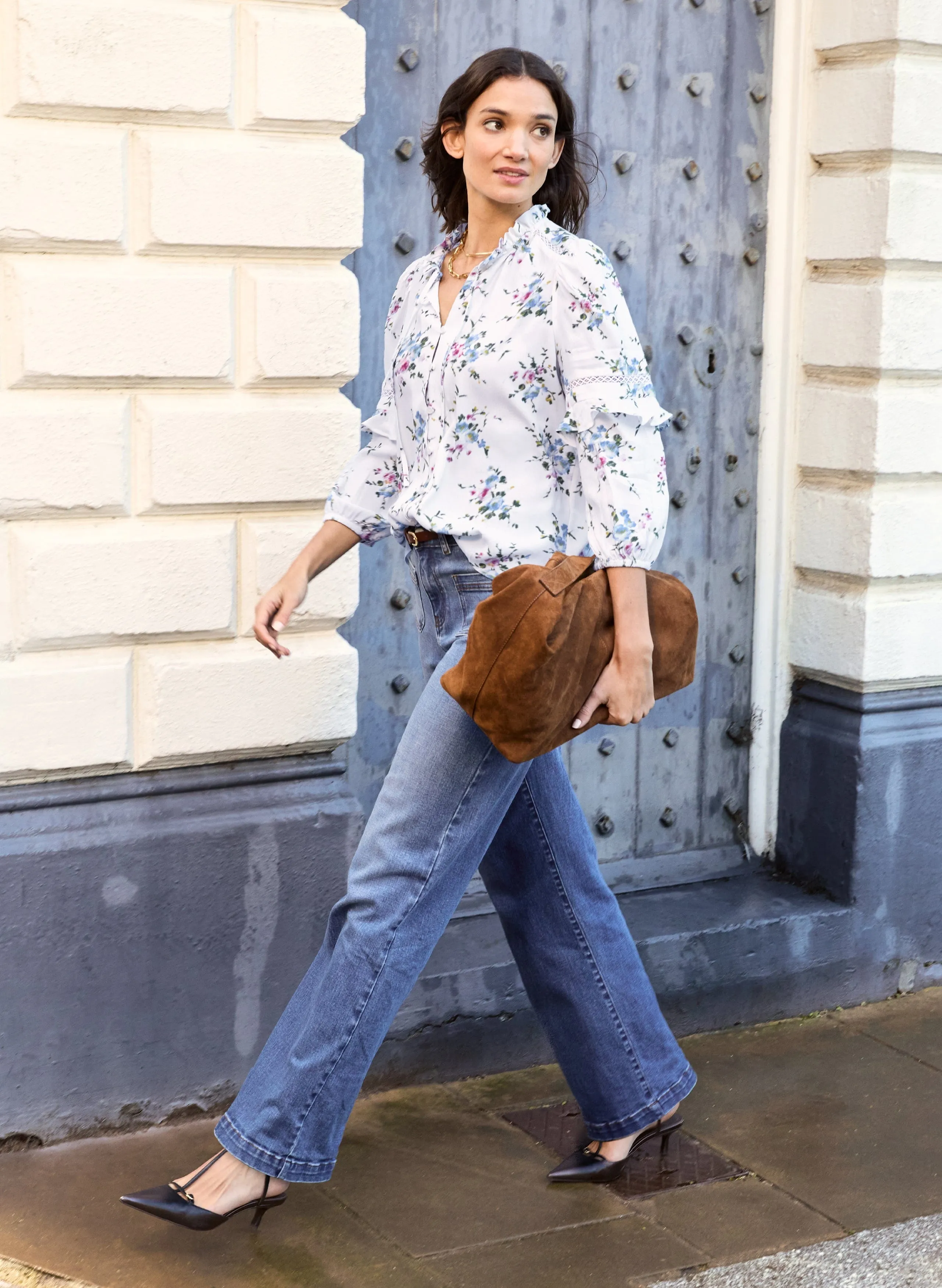 Clemenza Recycled Viscose Romantic Blouse | White Bouquet