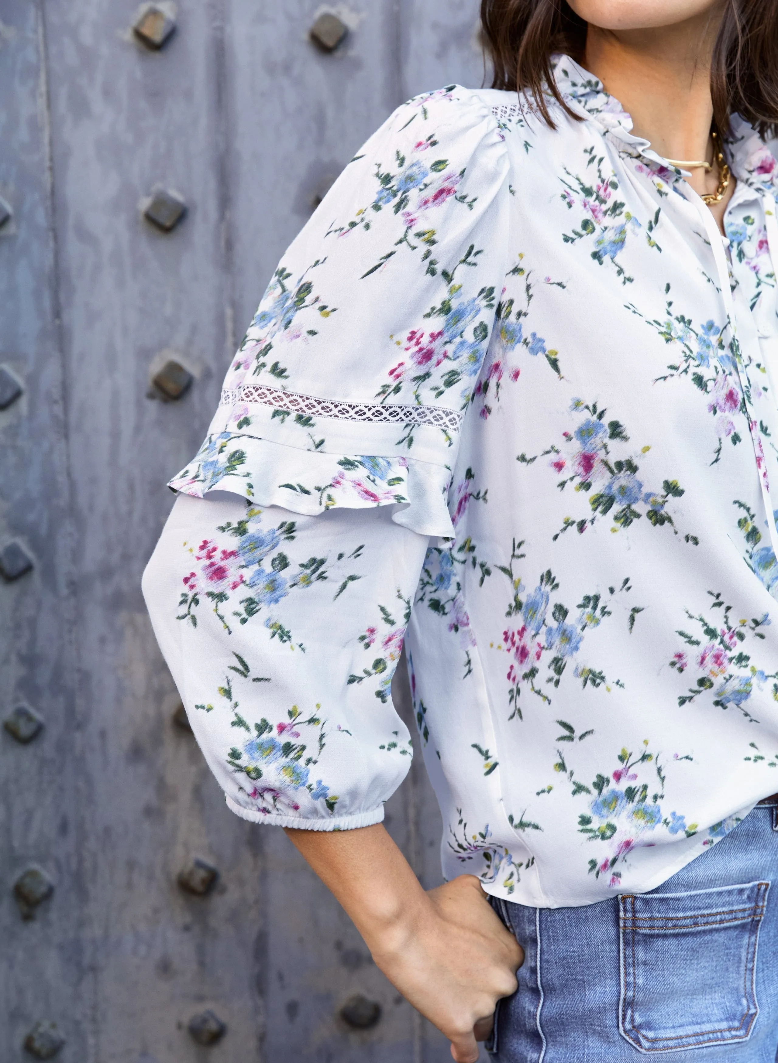 Clemenza Recycled Viscose Romantic Blouse | White Bouquet