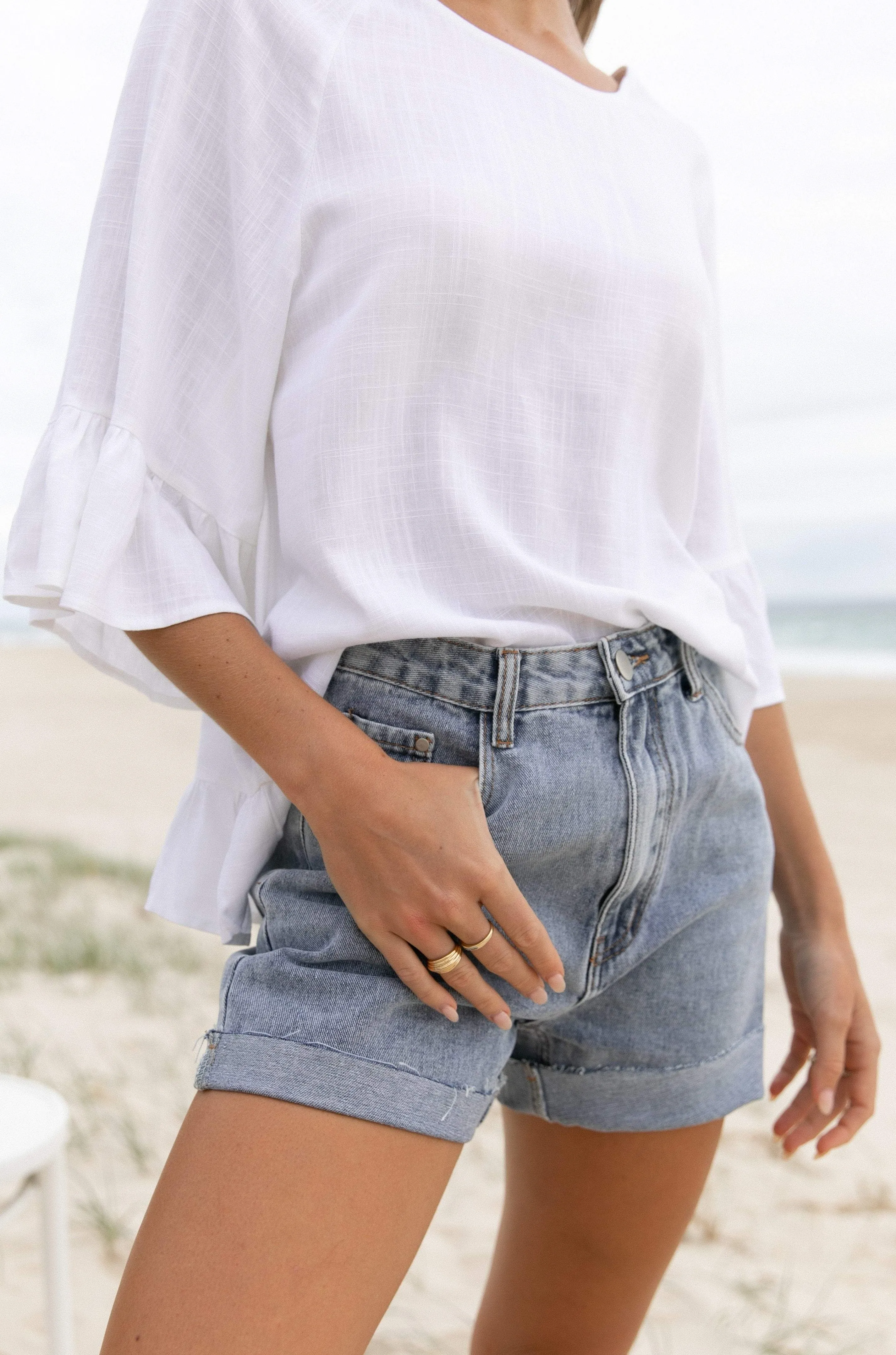 Daisy Shorts - Light Blue Wash