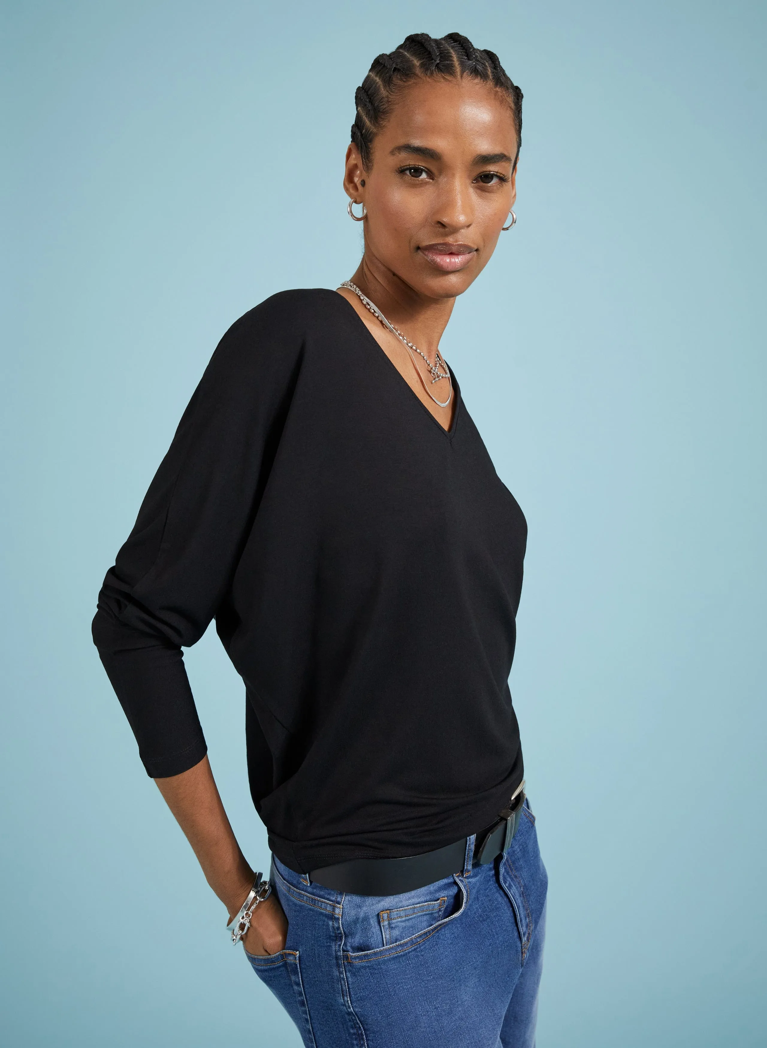 Ella LENZING™ ECOVERO™ Relaxed V-Neck Top | Caviar Black