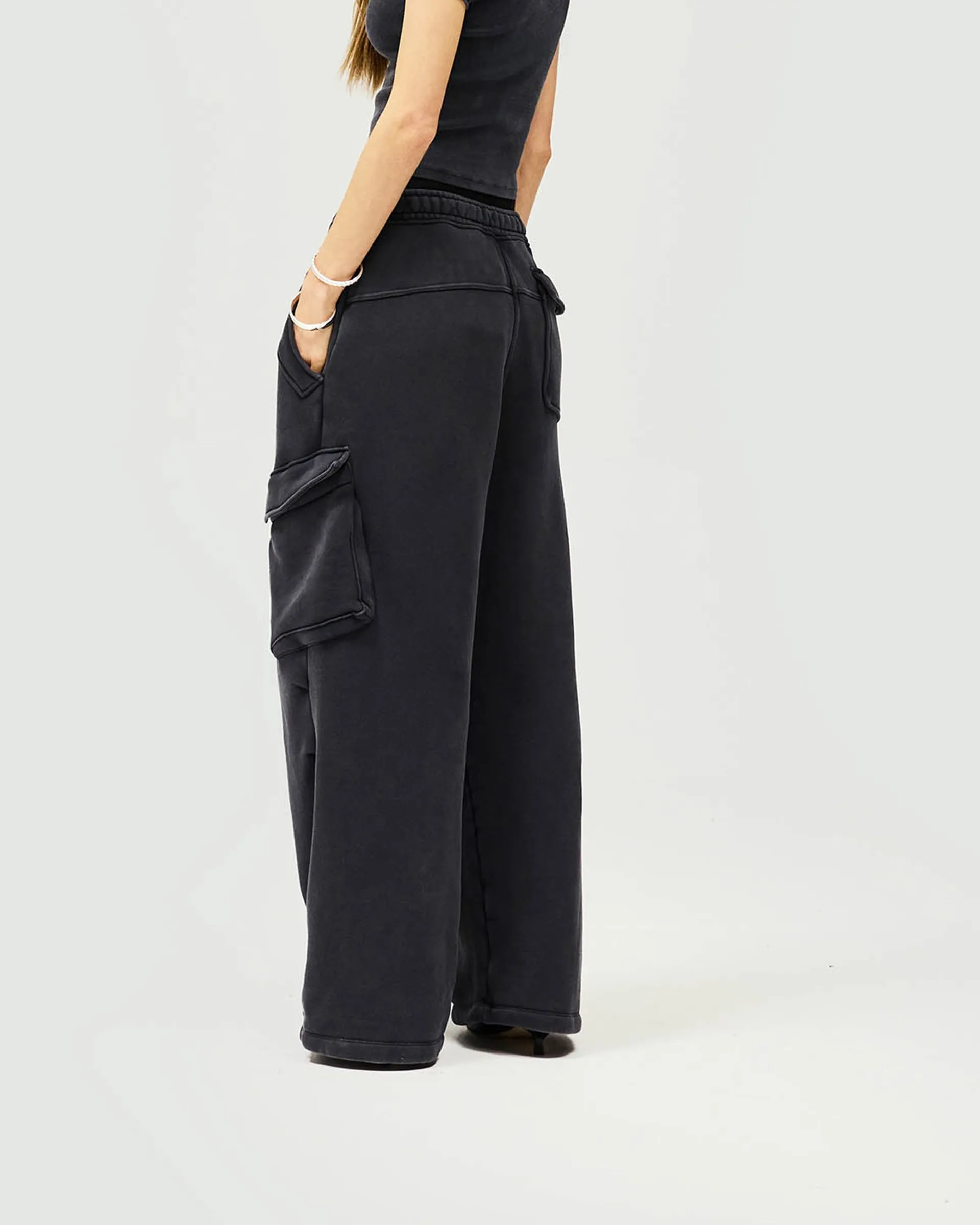 Initial Cargo Jogger - Washed Black