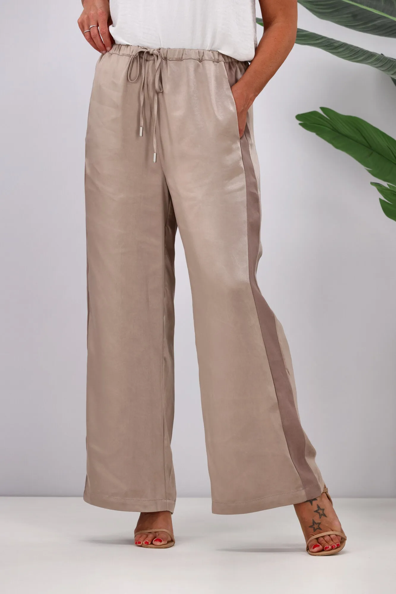 Jane James Nina Sateen Pant Latte