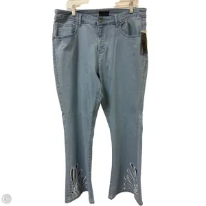 Jeans Flared By Clothes Mentor In Blue Denim, Size: 16