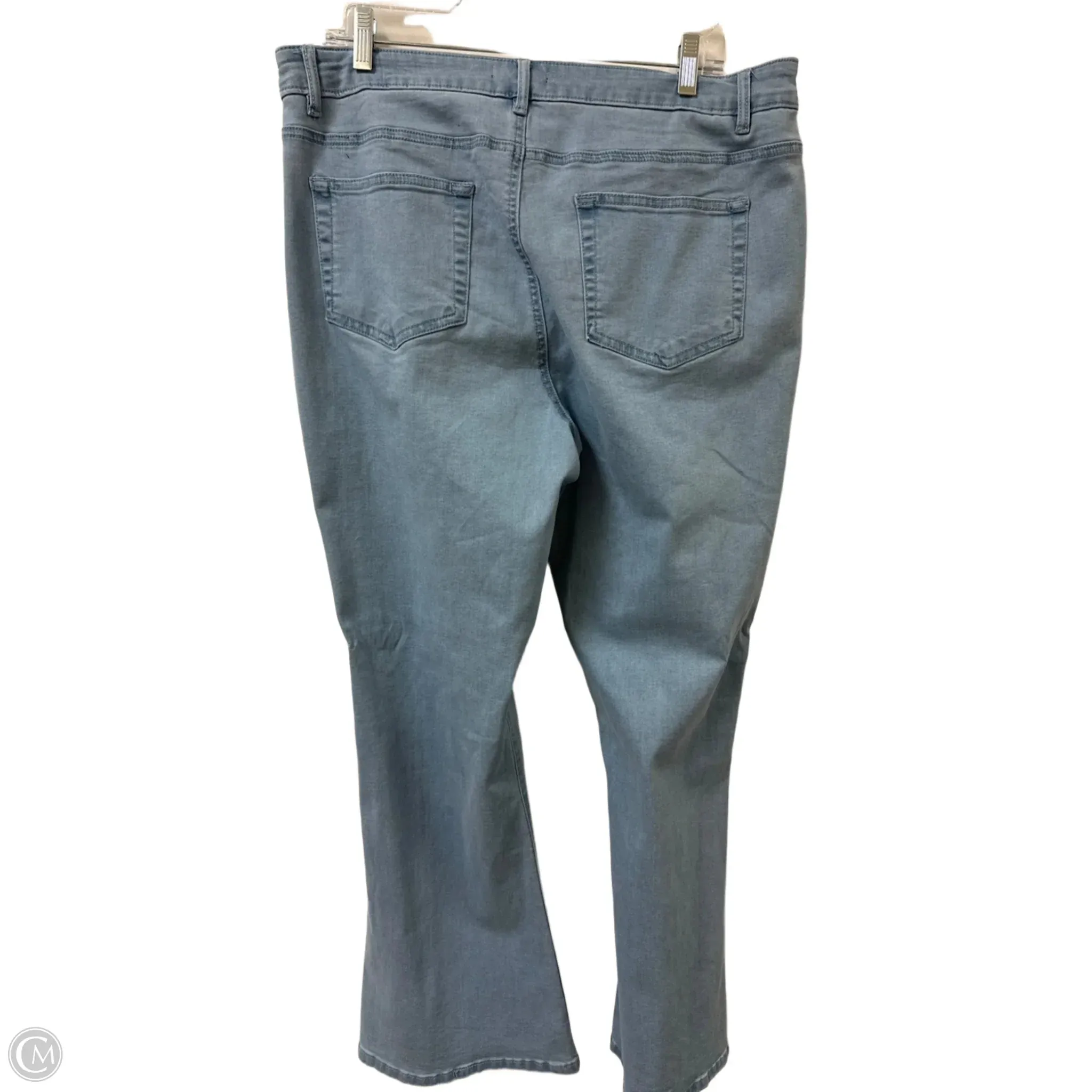 Jeans Flared By Clothes Mentor In Blue Denim, Size: 16