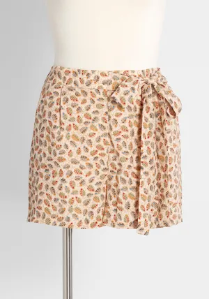 Leaves of Fancy Tie-Waist Shorts