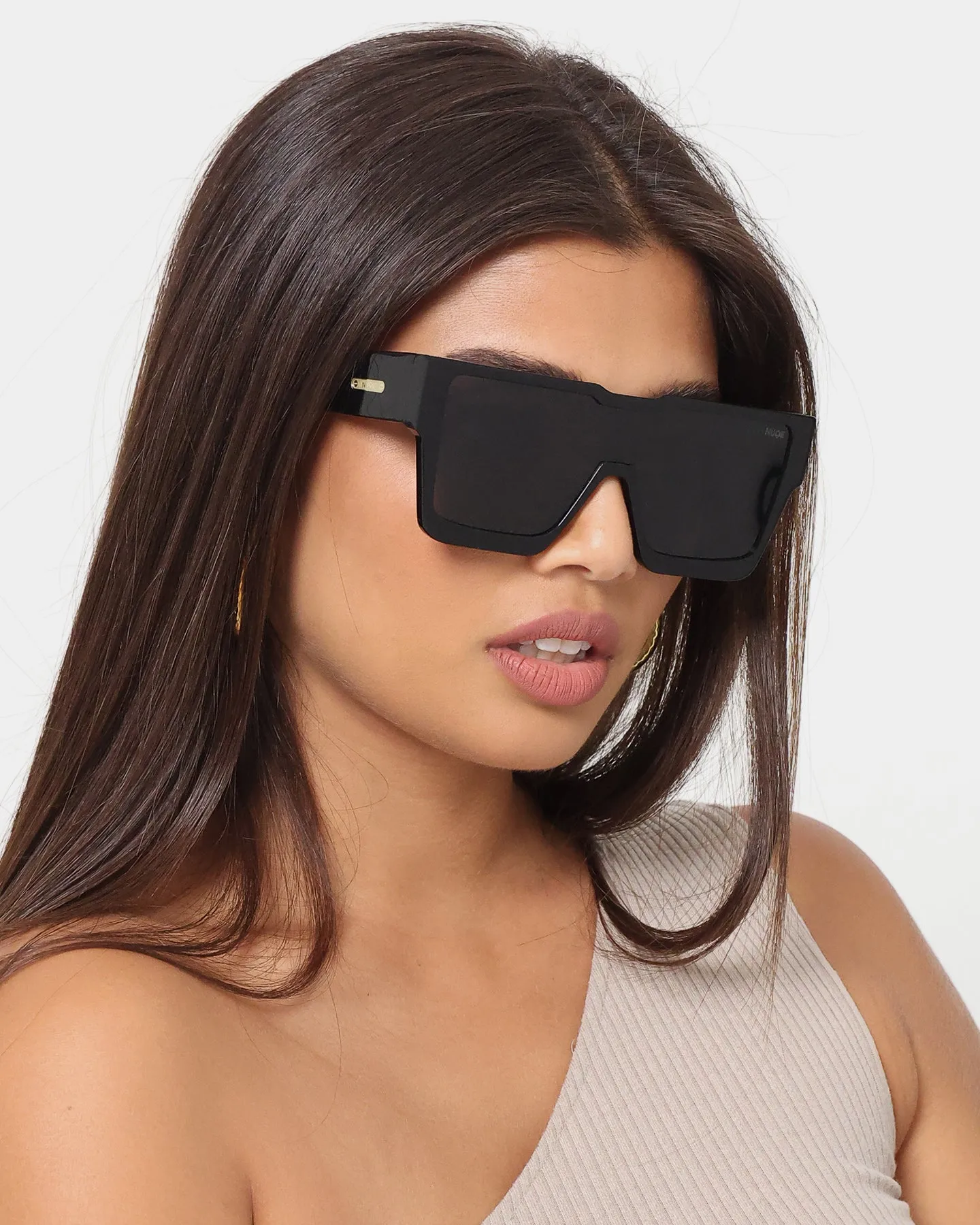 NUQE Atlantic Sunglasses Black/Gold