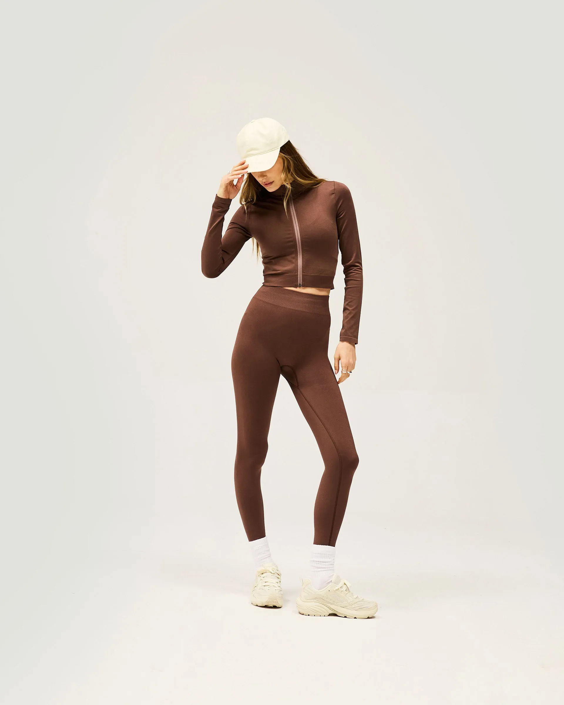 Owners Club Seamless Zip - Mocha