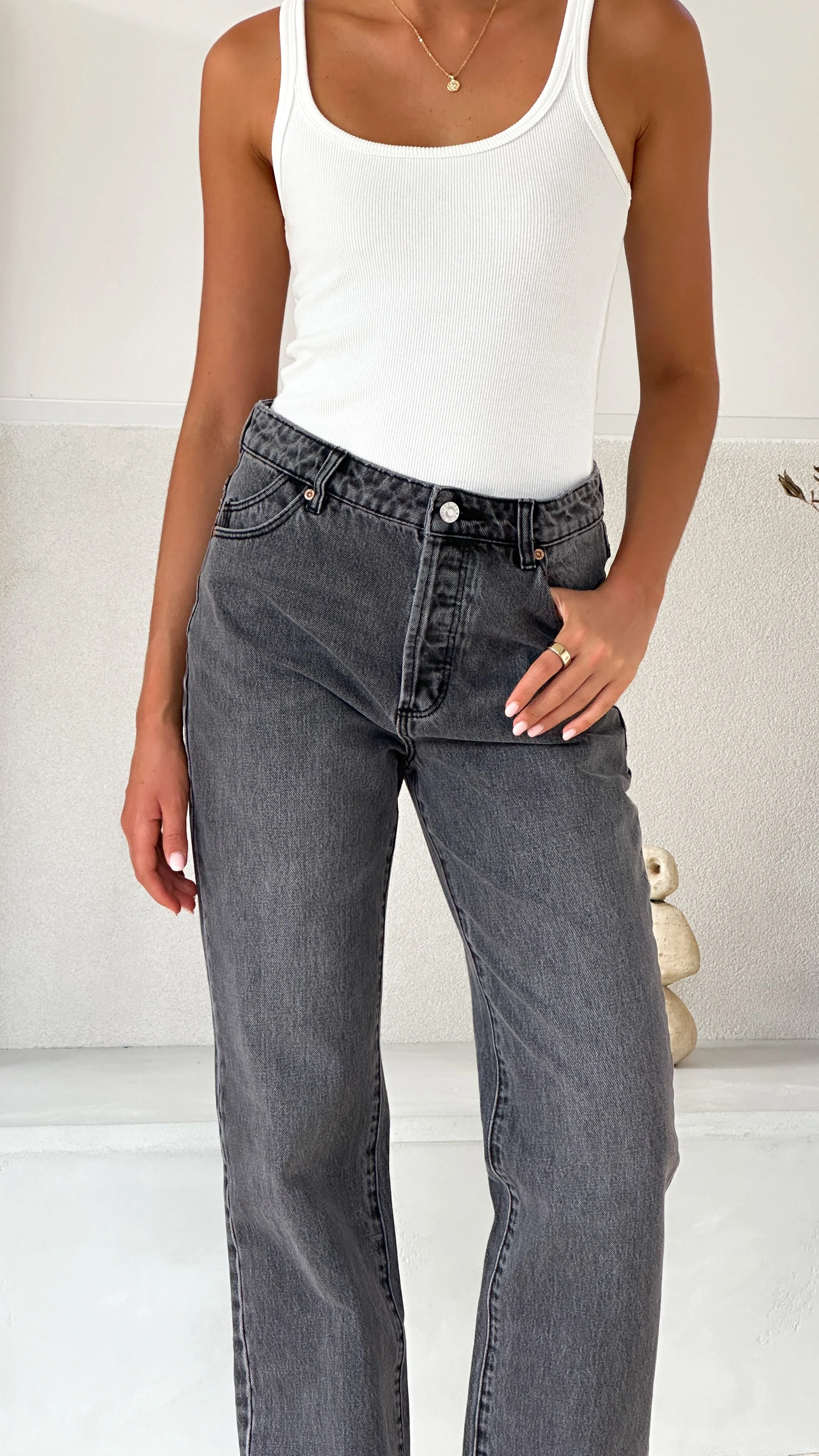 Rollas 90s Relaxed Jean - Vintage Black / Worn Black