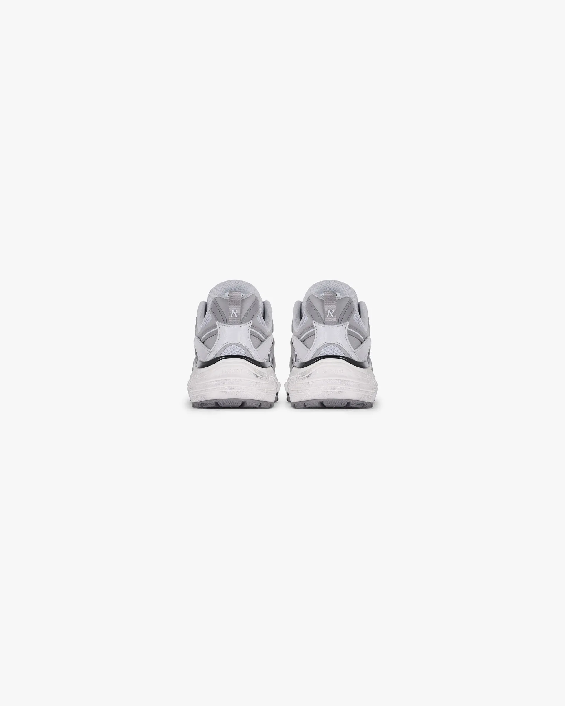 Storm Runner - Ultimate Grey