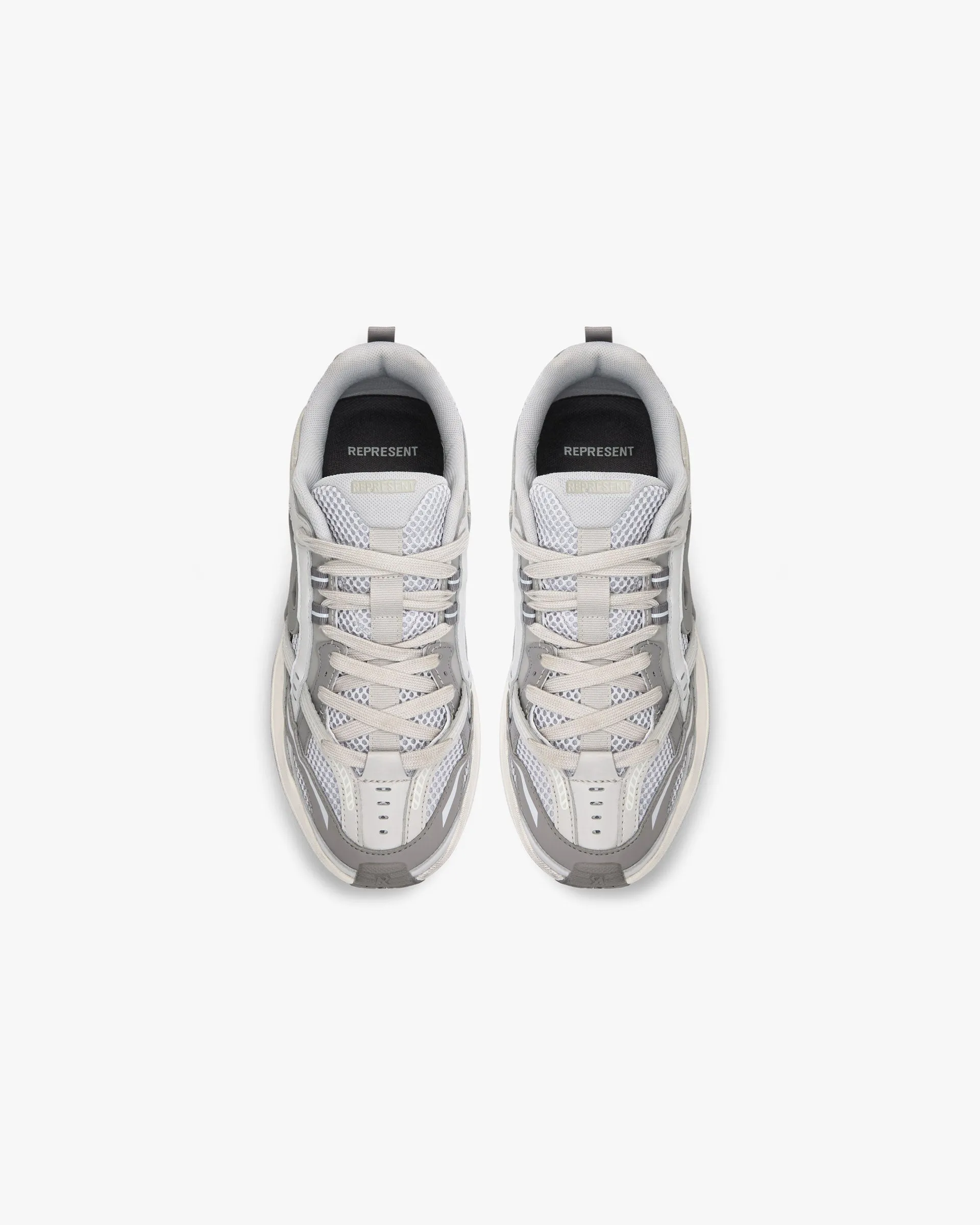 Storm Runner - Ultimate Grey